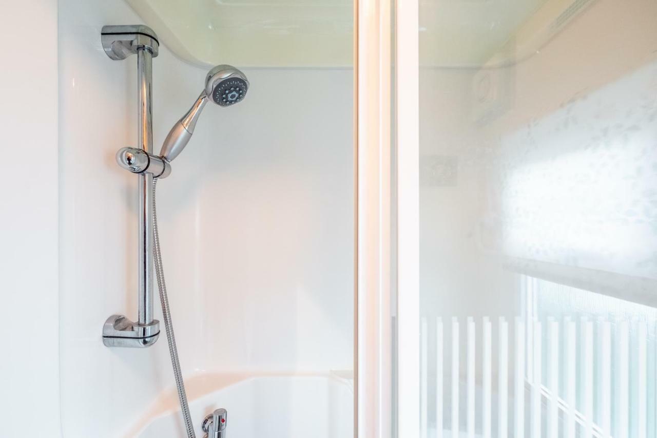 Отель Caravan Beach Holiday Saint Osyth Экстерьер фото